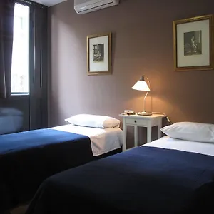 2* Гостевой дом Hostal Lk